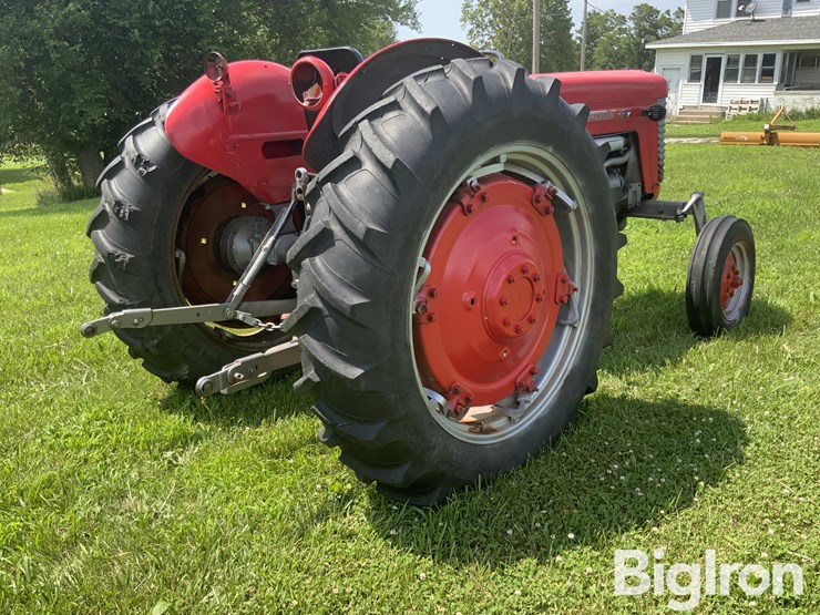 1958-massey-ferguson-65-image-5