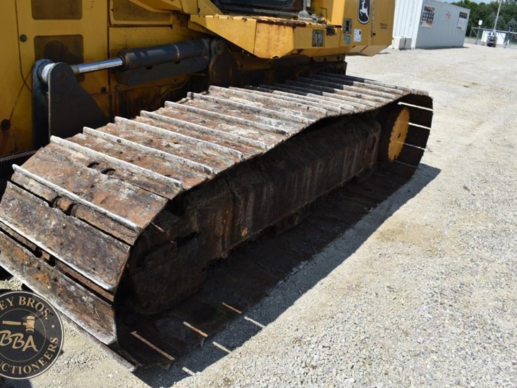 2019-deere-750k-lgp-image-43