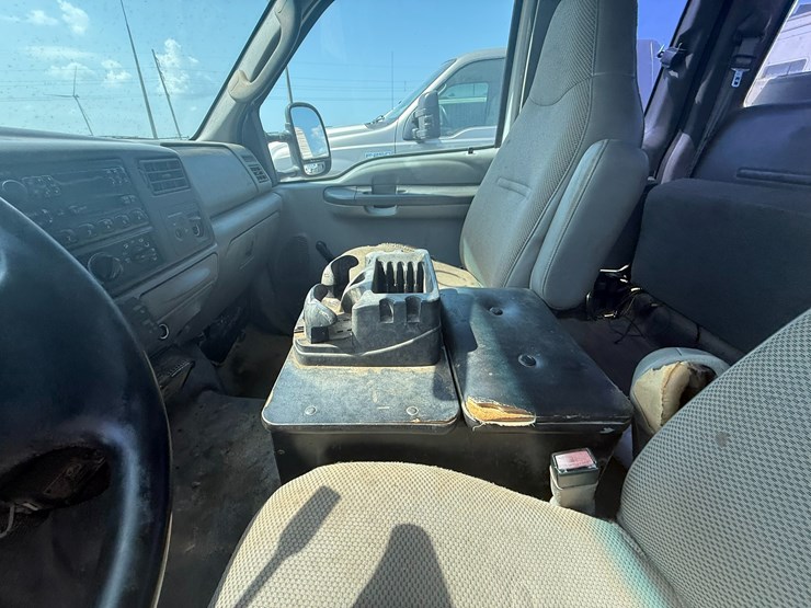 2003-ford-f350-image-54