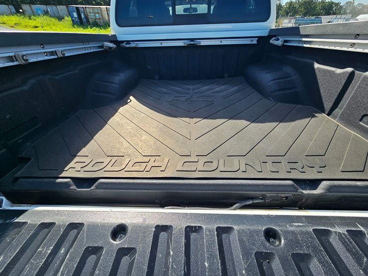 2016-nissan-frontier-image-53