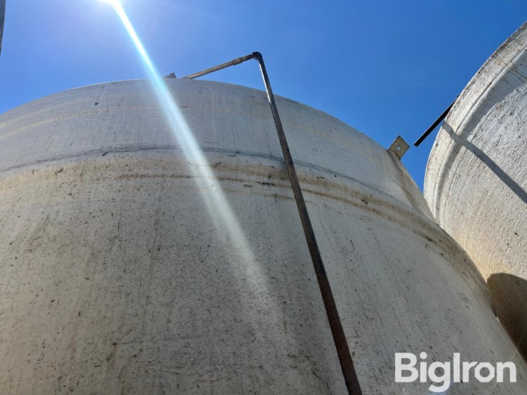 7,000-gallon-(approx.)-fiberglass-liquid-feed-storage-tank-image-13