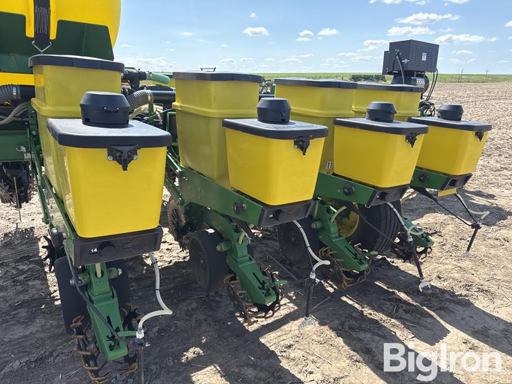 2009-john-deere-1770nt-image-20