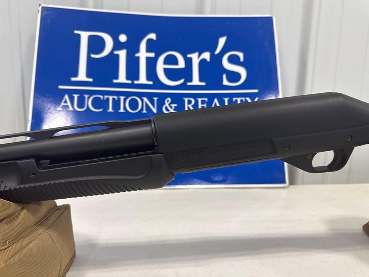 benelli-nova-12-gauge-pump-image-7