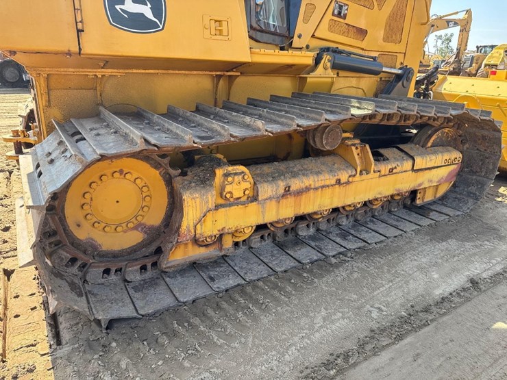deere-700k-lgp-image-13