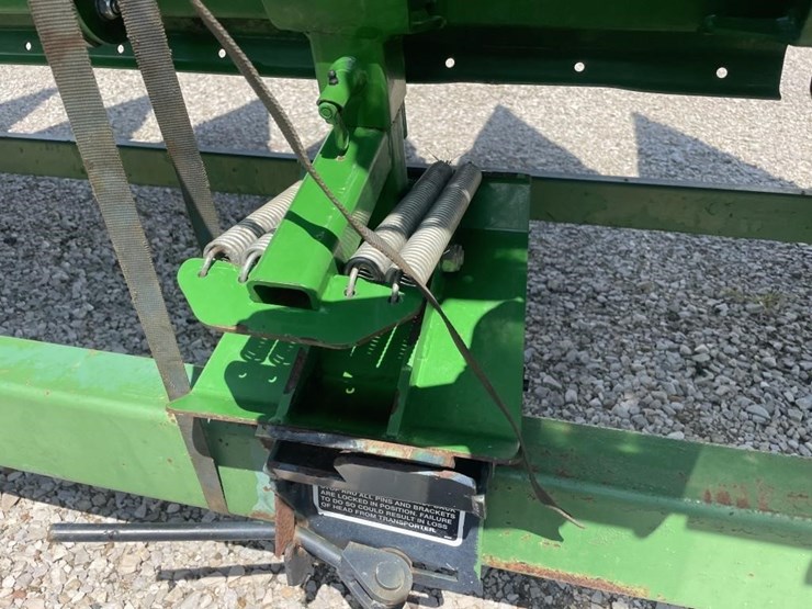 2017-john-deere-608fc-image-22