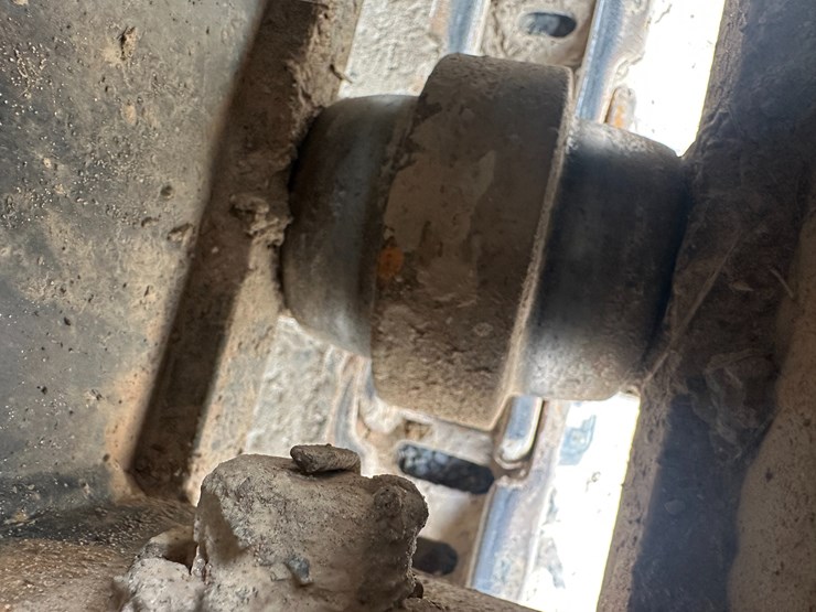 2015-caterpillar-306e-image-8