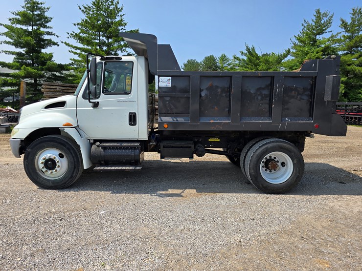 2007-international-durastar-4300-image-10