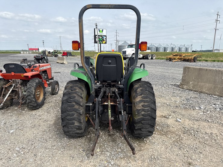 john-deere-4200-image-4