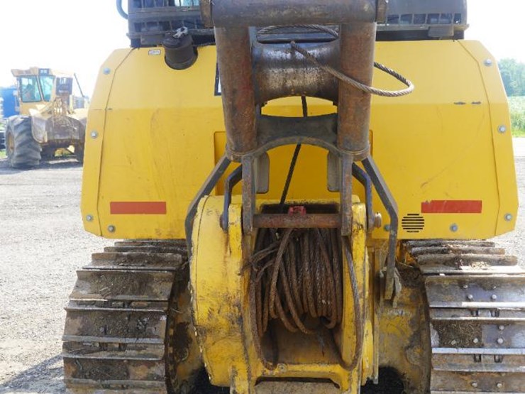 2017-deere-550k-image-48