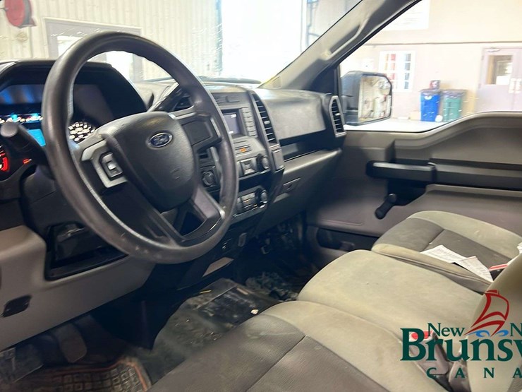 2016-ford-f150-image-16