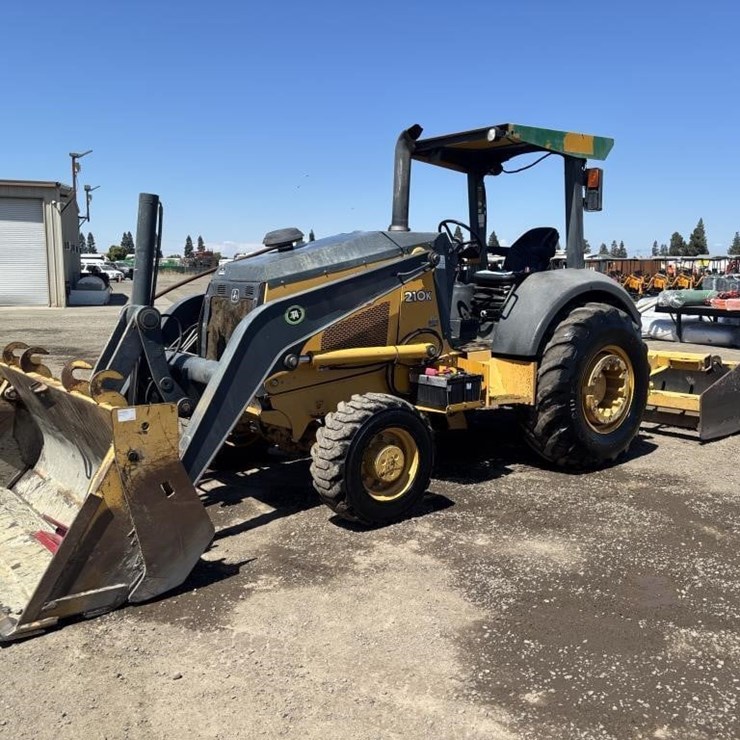 2014 DEERE 210K