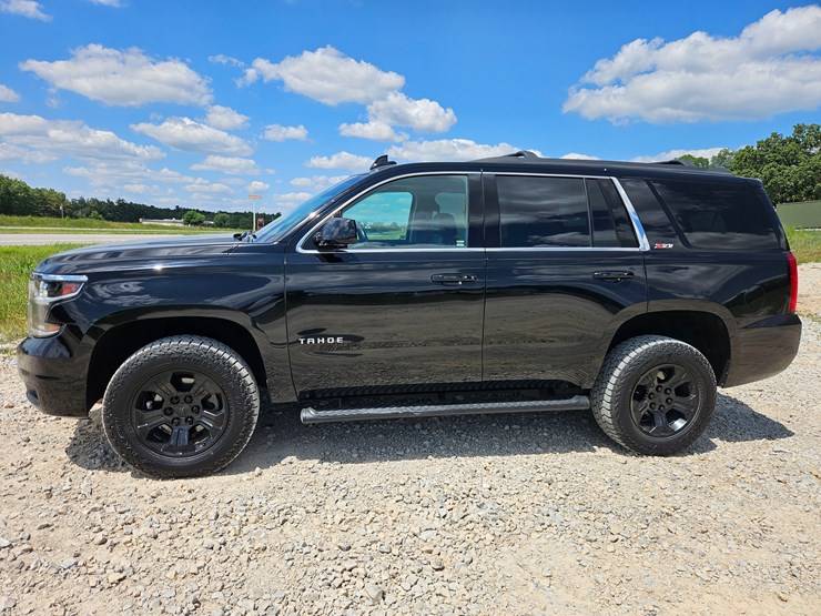 2018-chevrolet-tahoe-image-5