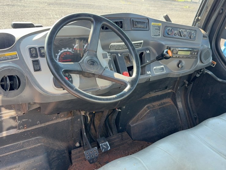 kubota-rtv1100-image-17