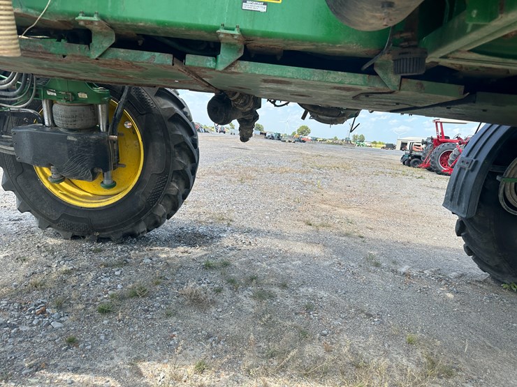 2018-john-deere-r4038-image-49