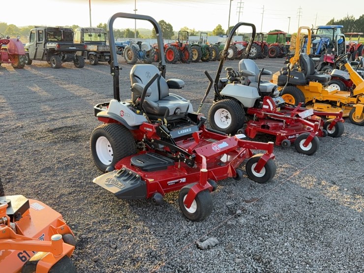 #3080-•-exmark-lazer-z-x-series-zero-turn-mower-image-3
