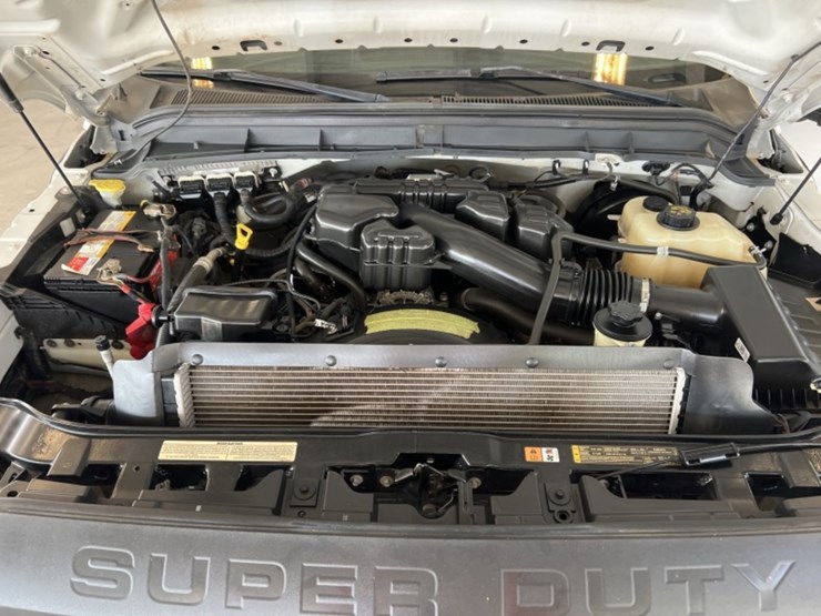2015-ford-f250-image-14