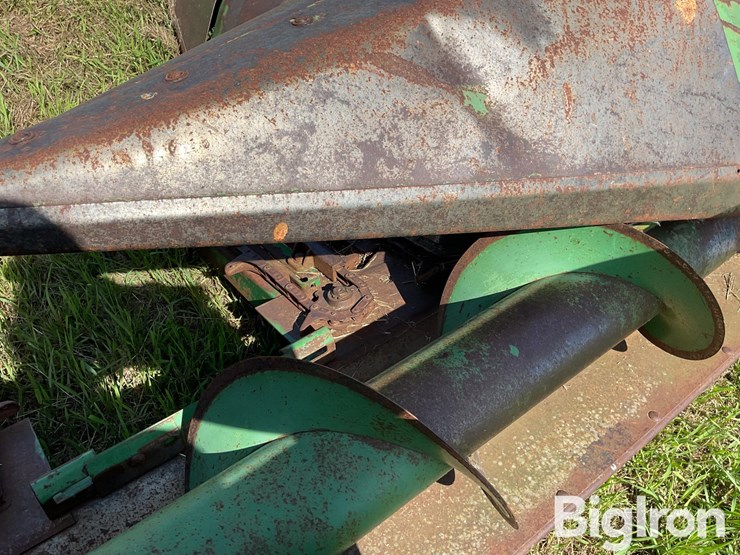 john-deere-444-image-9