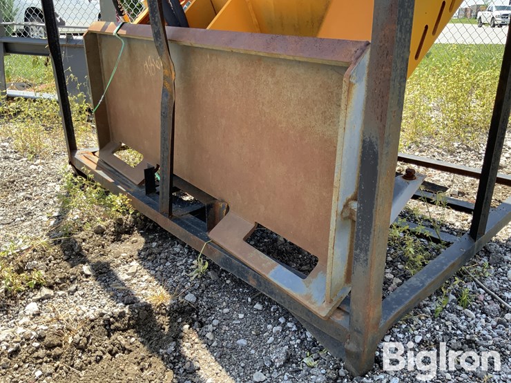 tmg-industrial-tmg-mss10-skid-steer-material-spreader-image-11