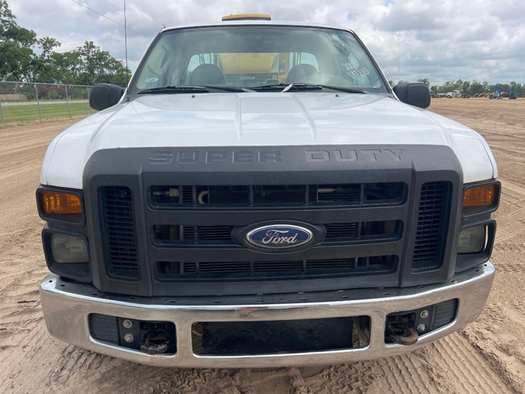 2008-ford-f250-xl-image-7