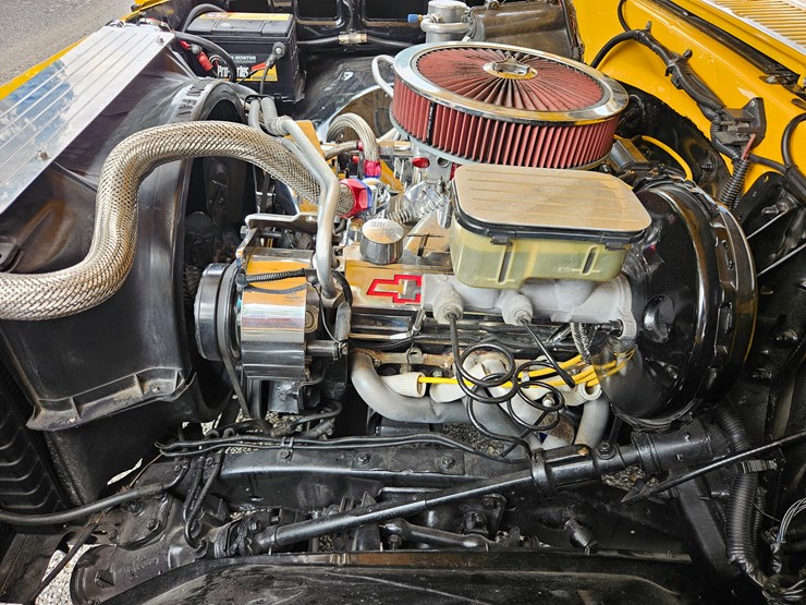 1984-chevrolet-c10-image-45