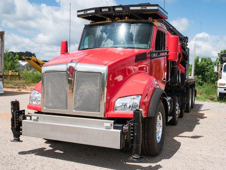2018-kenworth-t880-image-8