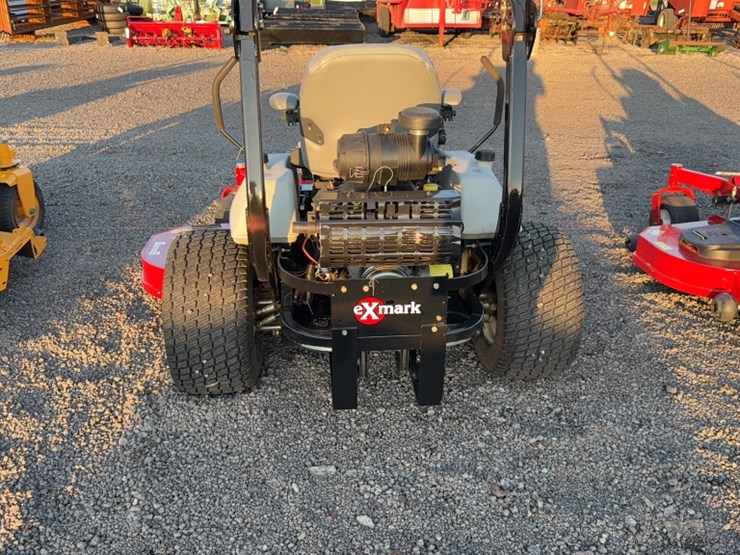 #3084-•-exmark-lazer-z-zero-turn-mower-image-10