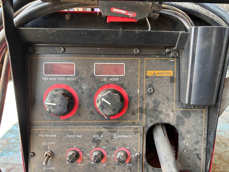 lincoln-255xt-welder-image-3