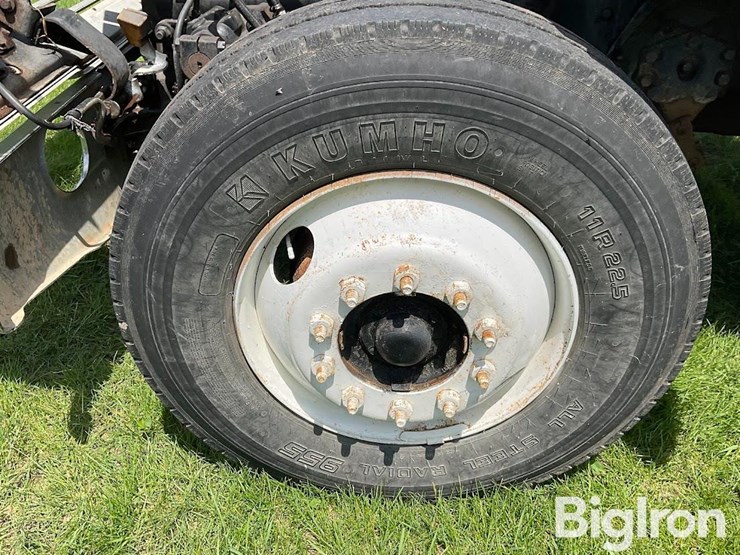 1987-ford-l8000-image-18