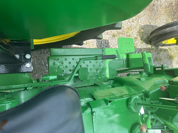 john-deere-2030-image-41