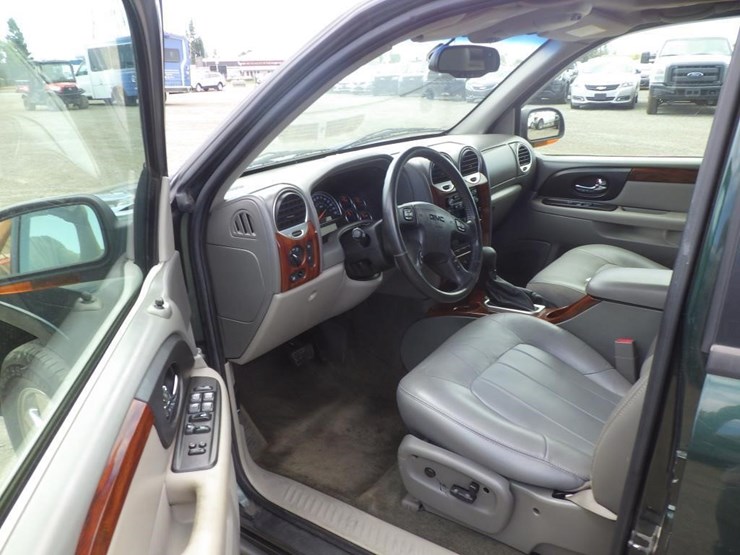 2002-gmc-envoy-image-5