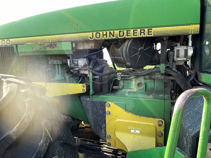 john-deere-8400-image-28
