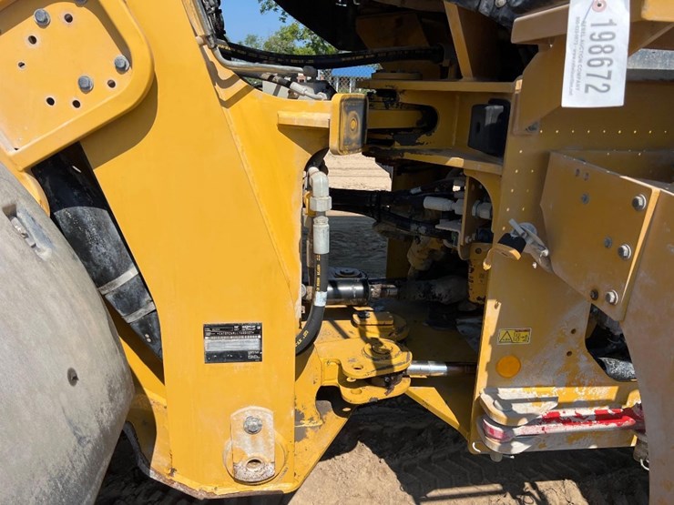 caterpillar-926m-image-24