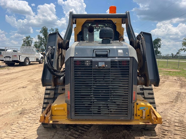 2018-deere-333g-image-3