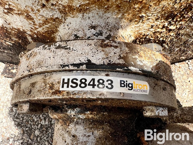 7,000-gallon-(approx.)-fiberglass-liquid-feed-storage-tank-image-15