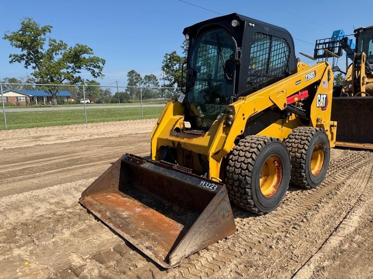 2019-caterpillar-236d3-image-2