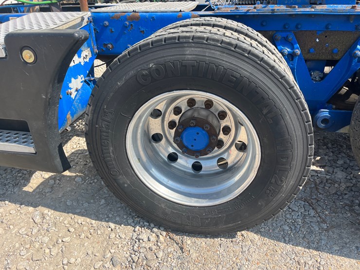 2006-kenworth-t600-image-10