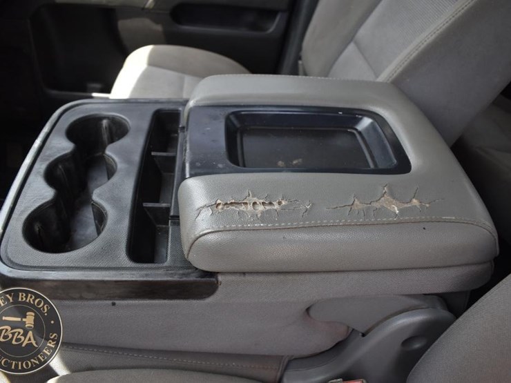 2017-chevrolet-silverado-1500-image-31