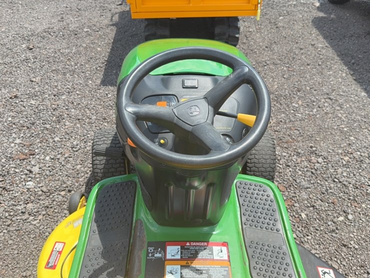 john-deere-102-image-12