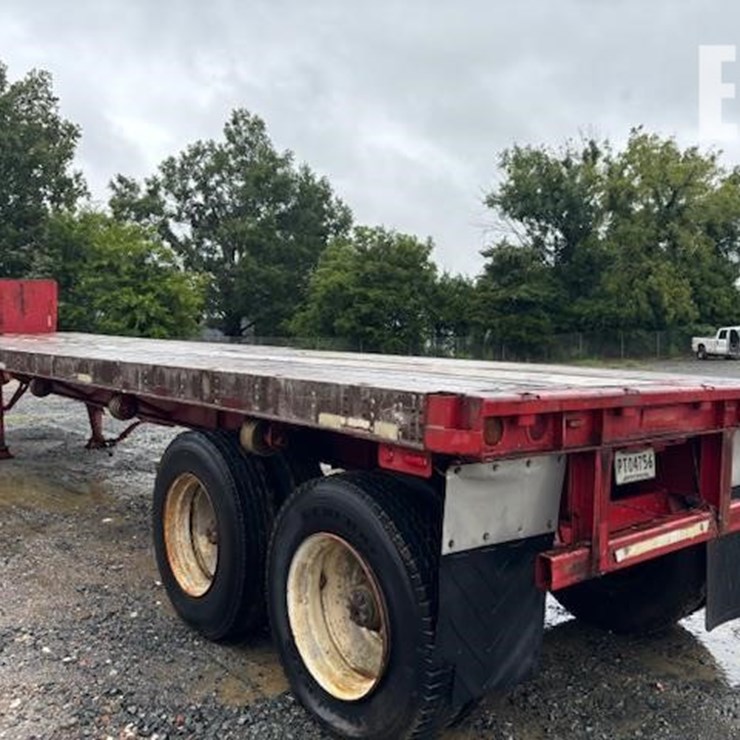 38' FLATBED TRAILER