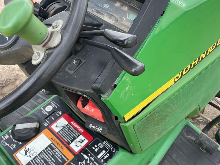 john-deere-425-image-21