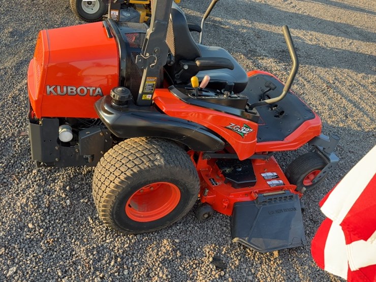 kubota-zg327-image-7