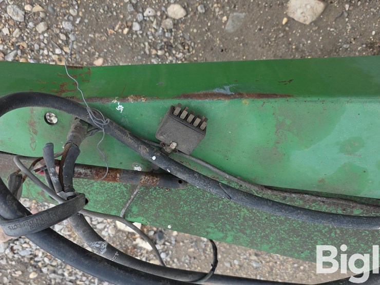 john-deere-7000-image-13