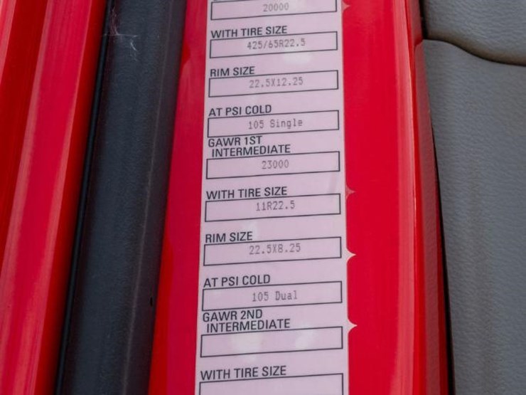 2018-kenworth-t880-image-108
