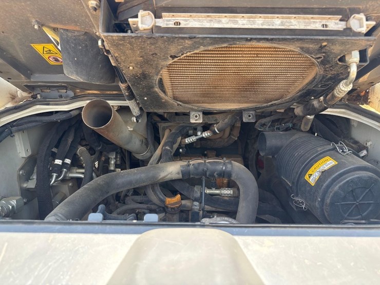 takeuchi-tl8r2-image-18