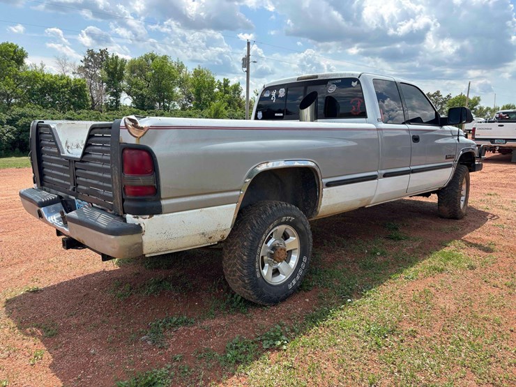 1998-dodge-ram-2500-image-5