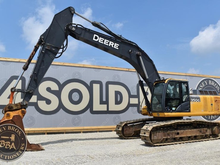 2013-deere-350g-lc-image-63
