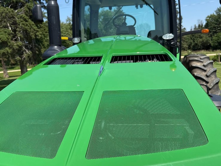 2013-john-deere-8260r-image-20