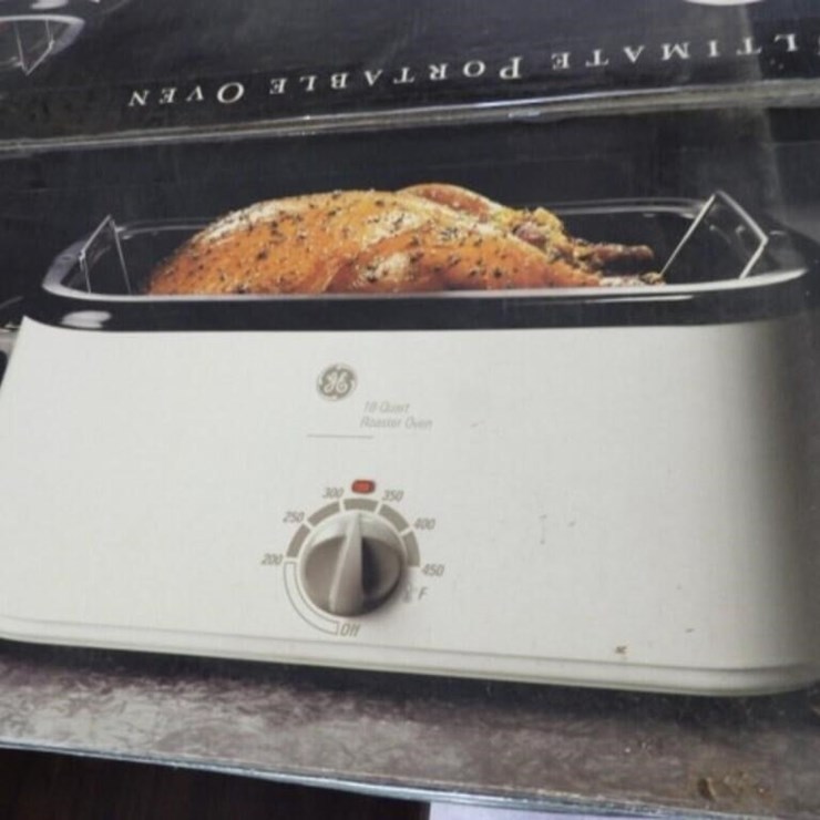 GE 18 Qt Roaster