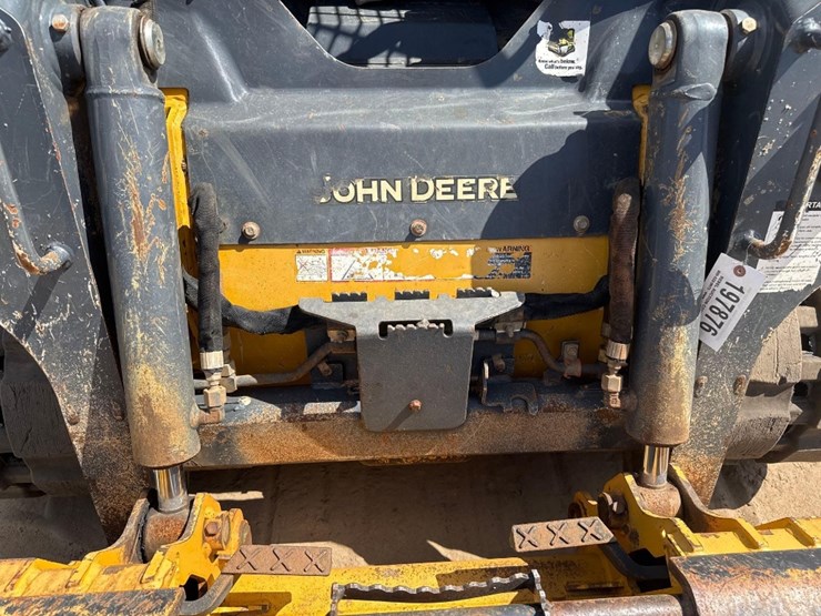 2019-deere-317g-image-20