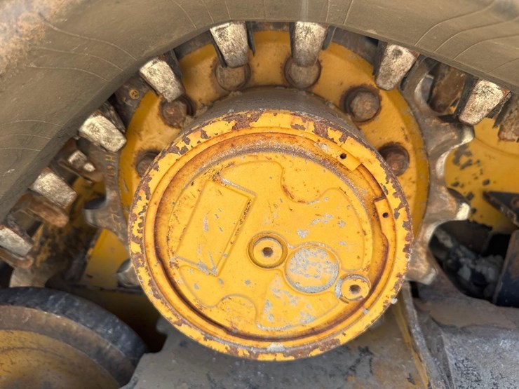 2016-caterpillar-259d-image-14